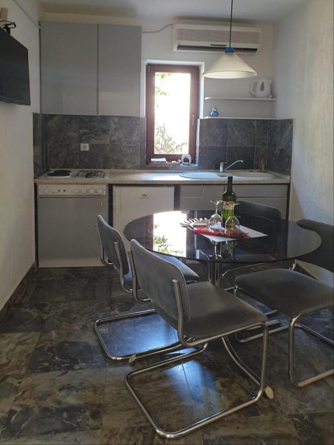 Apartments Granic Baška Voda Esterno foto